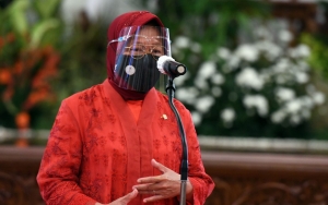 Blusukan ke Mojokerto, Mensos Risma Beri Wejangan Ini Pada Anak Jalanan