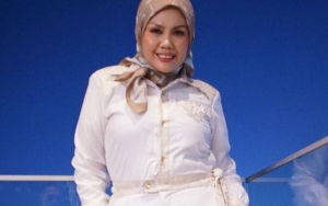 Unggah Foto Lepas Hijab, Ely Sugigi Merasa Serba Salah Karena Terus Dibully