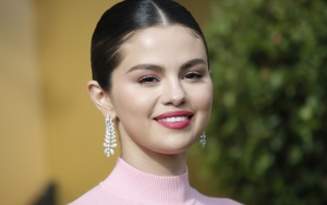 Selena Gomez Mendadak Kecam Bos Facebook Hingga Twitter Habis-Habisan, Ada Apa?