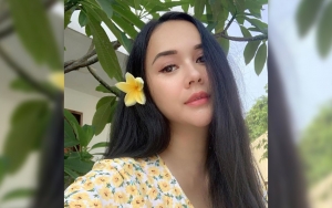 Aura Kasih Lakukan Operasi Di Bagian Telinga, Begini Kondisinya