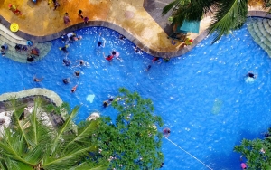 Heboh Kerumunan Tanpa Masker di Waterboom Lippo Cikarang, Imbas Promo Tiket 10 Ribu 