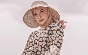 Tak Hanya Bayi Tabung, Zaskia Sungkar Juga Mesti Jalani Operasi Geser Rahim Untuk Hamil