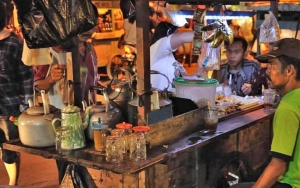 Angkringan dan Pecel Lele di Yogya Diizinkan Buka Lebih Dari Jam 19.00, Ini Syaratnya
