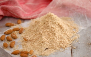 Tepung Almond