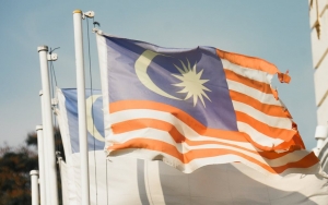 Kurs Ringgit Langsung Merosot Sehari Usai Malaysia Resmi Umumkan Keadaan Darurat Nasional