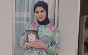 Katty Butterfly Bahagia Makin Lancar Belajar Mengaji, Sampai Ajari Sang Putri Gerakan Salat
