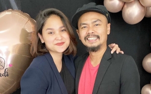  Anak dan Mertuanya Positif COVID-19, Begini Cara Wendi Cagur Kuatkan Sang Istri Di Hari Ulang Tahun