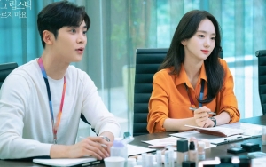Pesona Rowoon SF9 dan Won Jin Ah di Lokasi Syuting Bikin Sutradara 'She Would Never Know' Terkesan