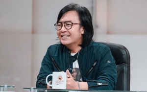 Ari Lasso Syok Dapat Kejutan Ultah Dari Legenda Liverpool: Kayak Mimpi