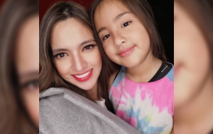 Begini Cara Nia Ramadhani Atasi Kekhawatiran Putri Sulungnya Yang Takut Tak Punya Teman