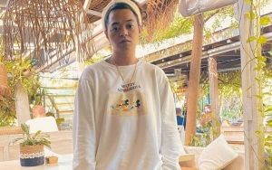 Reza Arap Tampil 'Cantik' Dengan Rambut Panjang dan Riasan Tebal, Malah Disebut Mirip Cimoy