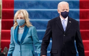 Gaun 'Murah' Jill Biden di Pelantikan Joe Biden Jadi Sorotan, Ternyata Ini Makna di Baliknya