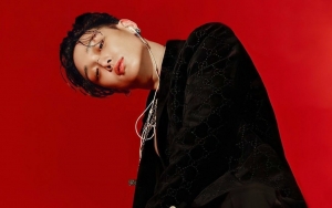 Bobby iKON Tampil Nyentrik Perkenalkan Lagu Comeback Solo 'U MAD' Lewat Teaser MV