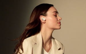 Material Headset