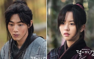 Ji Soo dan Kim So Hyun Mesra di Foto Adegan 'River Where The Moon Rises', Chemistry Tuai Sanjungan