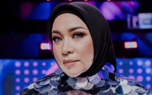 Masa Lalu Gaul Melly Goeslaw, Warnai Rambut Sejak SMA Hingga Main Sepatu Roda di Diskotik
