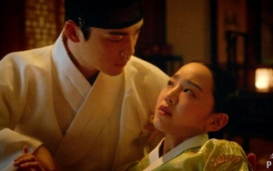 Jalan Cerita Dipuji, Romansa Kim Jung Hyun dan Shin Hye Sun di 'Mr. Queen' Jadi Sorotan