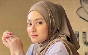 Nathalie Holscher Nangis Ceritakan Momen Keguguran, Akui Sedang Ada Masalah