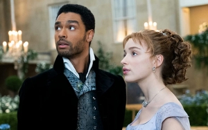 Phoebe Dynevor Jelaskan Mengapa Adegan Ranjang Di 'Bridgerton' Bakal Sulit Jika Diarahkan Pria
