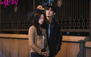 Momen Kencan Cha Eunwoo dan Moon Ga Young di 'True Beauty' Jadi Perbincangan Saking Romantisnya