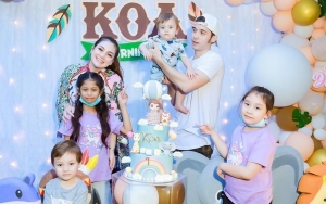Stefan William Begadang Ngegame, Celine Evangelista Ngode Sendu di Ranjang Saat Malam Jumat
