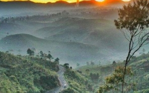 Sunrise Point Cukul (Bandung)
