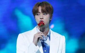 Lupa Kaya, Jin Masih Minta Duit ke Member BTS Lain