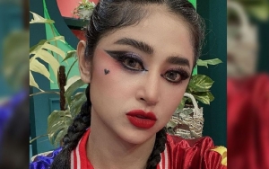 Heboh Difitnah Mantan Asisten, Begini Penjelasan Dewi Persik