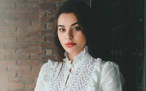 Nora Alexandra Dandan Bak Nyi Roro Kidul Bikin Merinding, Alami Kejadian Menegangkan Ini