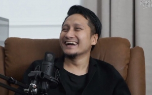 Arie Untung Rayakan Anniversary Pernikahan Ke-16, Fenita Disebut Banyak Berubah