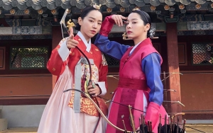 Ratu Shin Hye Sun dan Selir Seol In A Rukun di 'Mr. Queen' Jadi Sorotan