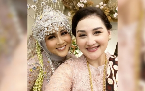 Bikin Mewek, Kesha Ratuliu Ungkap Pesan Haru Mona Ratuliu Saat Sungkeman