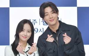 Kim So Hyun dan Ji Soo Ciuman di Episode Perdana 'River Where The Moon Rises', Catat Rating Tinggi