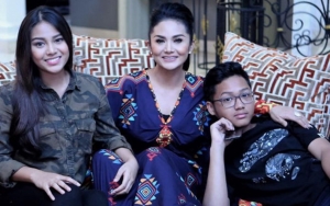 Aurel-Azriel Positif COVID, Krisdayanti Justru Pilih Komentari Pujian Sandra Dewi