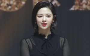 Penampilan Seksi dan Elegan Jeongyeon TWICE Saat Kenakan Gaun Semi Transparan Tuai Pujian