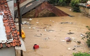 BMKG Peringatkan Semua Provinsi di Pulau Jawa Siaga Banjir 18-19 Februari