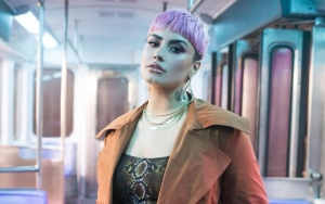 Demi Lovato Akui Perjalanan Hidupnya Menyakitkan, Bangga dengan Dirinya yang Sekarang