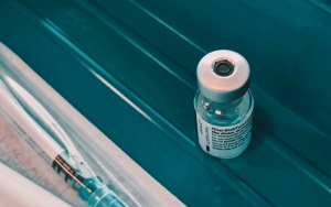 Menjanjikan! Satu Dosis Vaksin Pfizer 72 Persen Efektif Tangkal Corona 