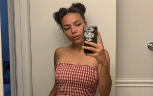 Putri David Bowie Lexi Jones Balas Komentar Vulgar Soal Selfie Baju Renangnya