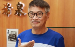 Aktor Ng Man Tat Pemeran Pelatih di 'Shaolin Soccer' Meninggal Dunia Karena Kanker
