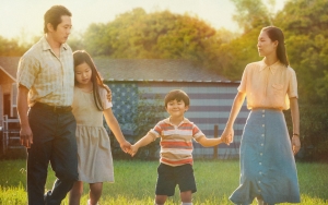 Golden Globes 2021: 'Minari' Raih Penghargaan Best Motion Picture - Foreign Language