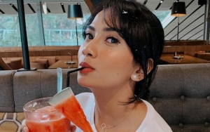 Pengasuh Anak Vanessa Angel Mendadak Buka Suara Usai Ramai Isu Pelakor: Sabar Ya, Bu