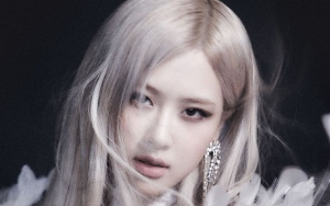 Rose BLACKPINK Cetak Rekor Solois K-Pop Wanita Dengan Pre-Order Album Debut Solo Terbanyak
