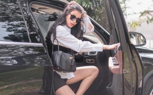 Sabrina Chairunnisa Bagikan Foto Bertiga, Khawatir Kena Tikung?