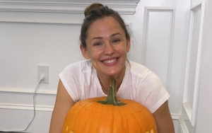 Jennifer Garner Akhirnya Berani Tindik Telinga Usai Dapat Izin Sang Ayah