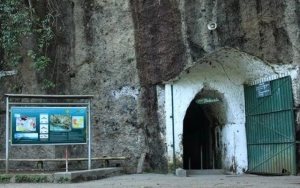 Gua Jepang, Bandung