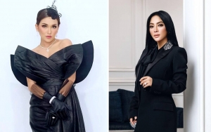 Punya Hubungan Dekat, Ayu Ting Ting Pamer Hadiah Tas dan Sepatu Mewah dari Syahrini
