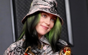 Billie Eilish Pamer Gaya Rambut Baru Blonde, Cantik Abis!