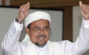 Ogah Ikut Sidang Virtual, Habib Rizieq Akui Didorong Dihinakan Hingga Nekat Marahi Jaksa