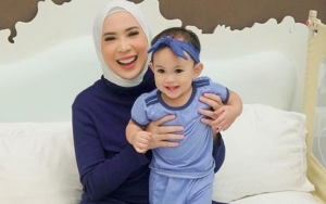 Fitri Tropica Bicara Pengalaman Parenting Sembari Bagikan Video Lucu Putrinya